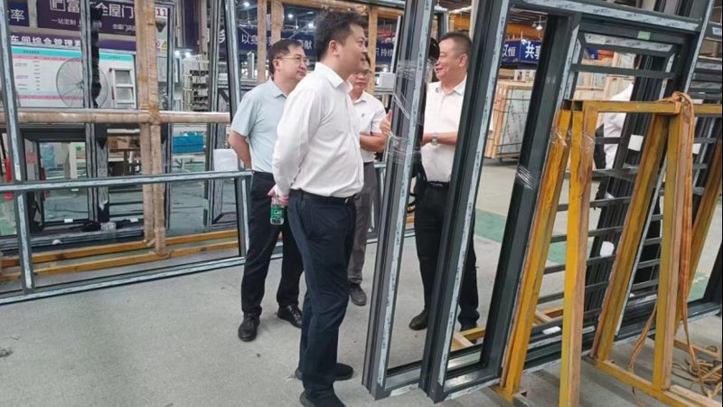 高端门窗五金加盟代理：如何精准定位市场**