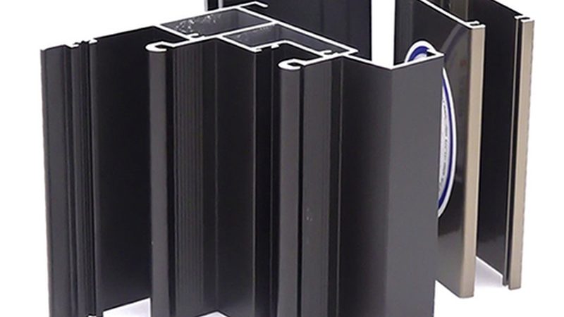 在颜色定制过程中，消费者常常会陷入一些误区。以下列举几个常见误区，供大家参考：